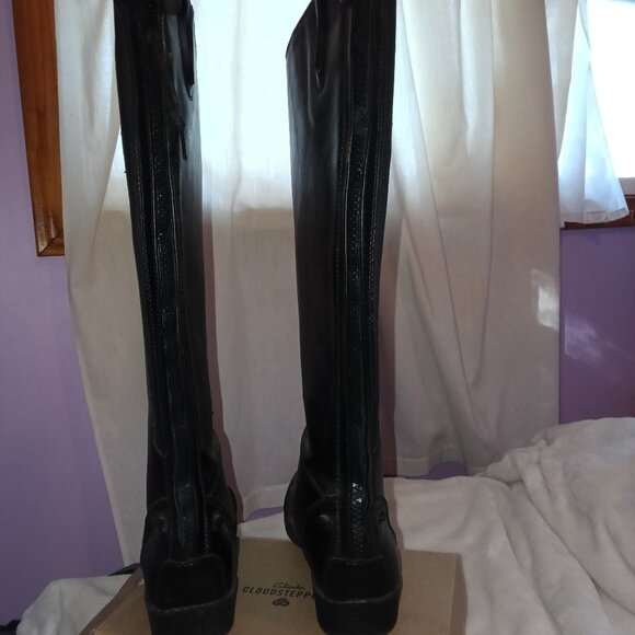 Brand New Saxon Tall Riding Boots 7.5 Wide Calf Black - Picture 3 of 5
